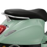 Vespa Primavera Elettrica Verde Amabile 2024 12