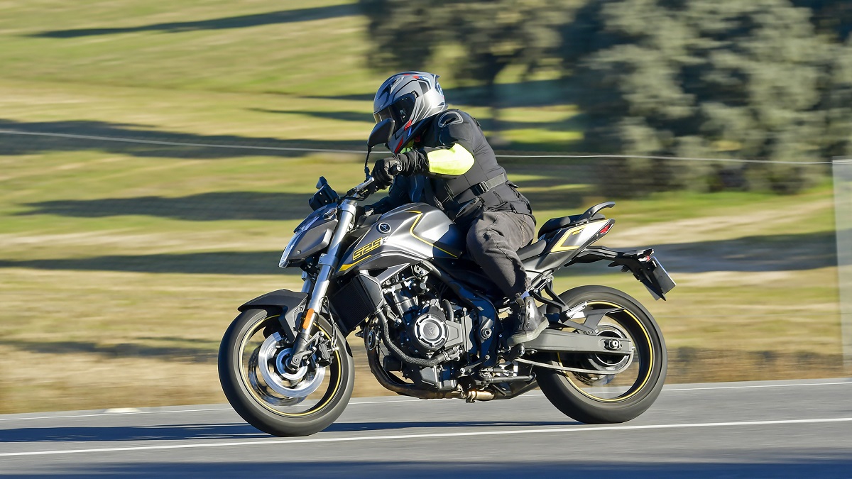 Fotos prueba Voge 525R 7 Voge 525R 2023