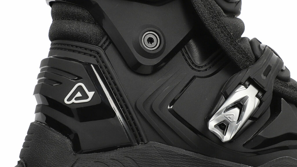 Las nuevas botas de Acerbis son el sueño de los pilotos de motocross y enduro 11 acerbis-whoops-2023-2