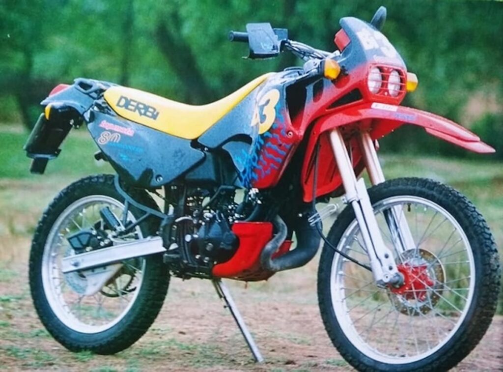 Las motos trail que podías comprarte en 1992 14 Derbi Bi3 125
