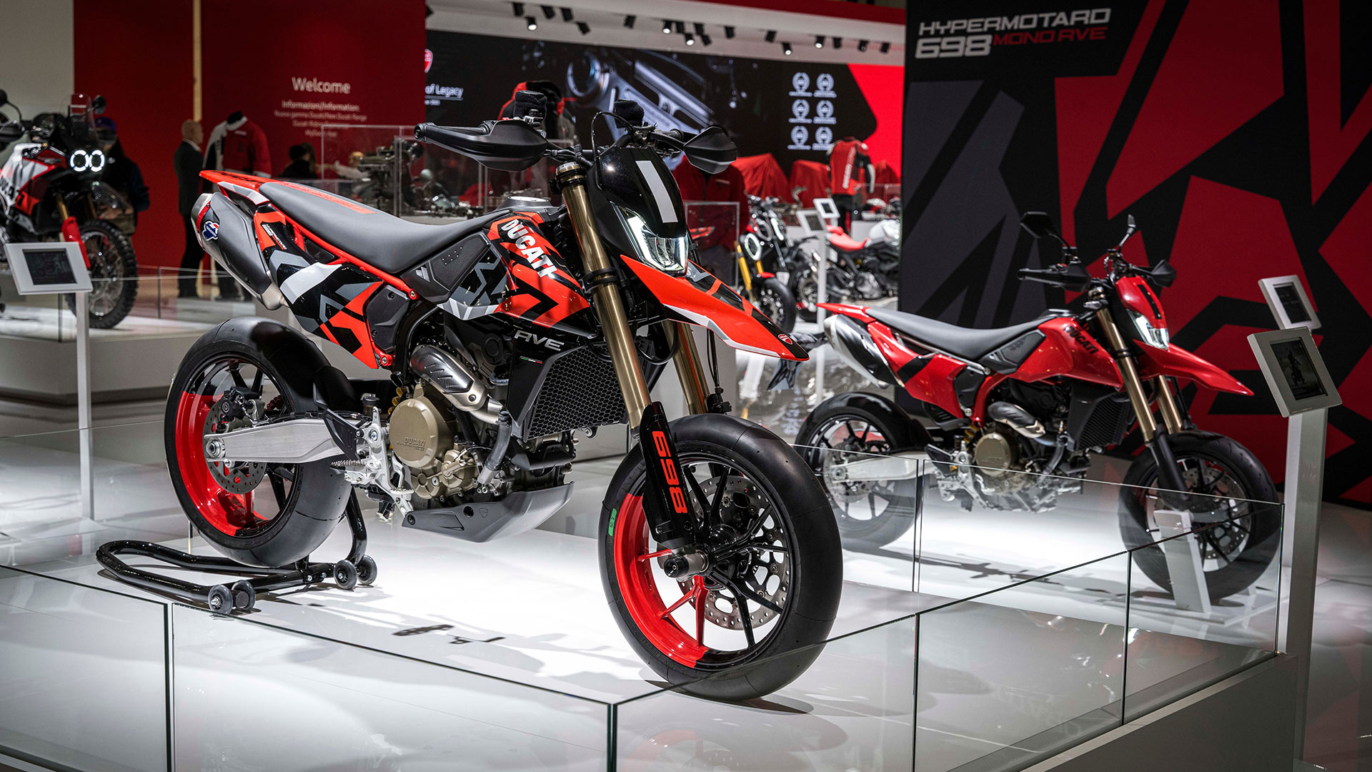 La Ducati Hypermotard 698 Mono es la ‘Moto más bella’ del EICMA 2023