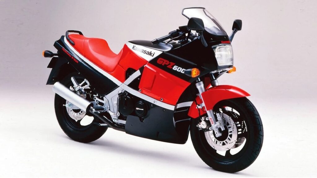 Las motos deportivas que podías comprarte en España (y las que no) en 1985 19 Kawasaki GPZ600R