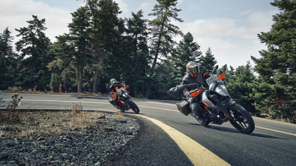 La KTM 390 Adventure suma nuevos colores para 2024 3 ktm-390-adventure-2024-2