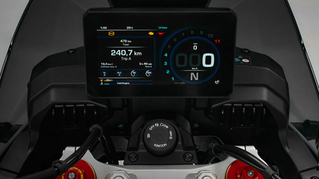 MV Agusta desvela el precio de su moto trail más especial 12 mv agusta lxp orioli edicion limitada 19