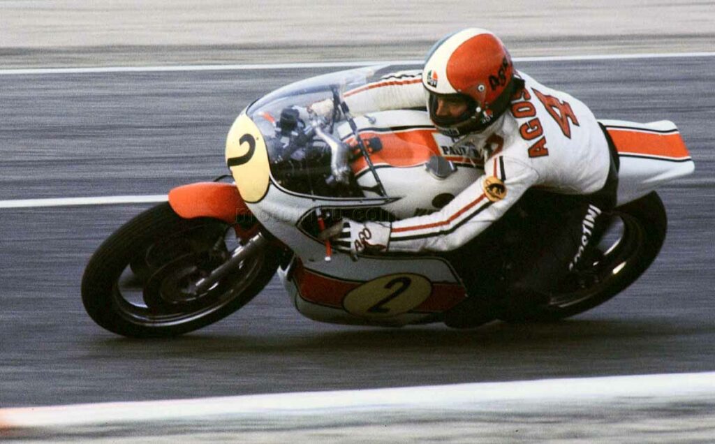 La corta historia de las motos deportivas 250 2T que nos hicieron soñar (I) 13 Giacomo Agostini Yamaha 500 1975