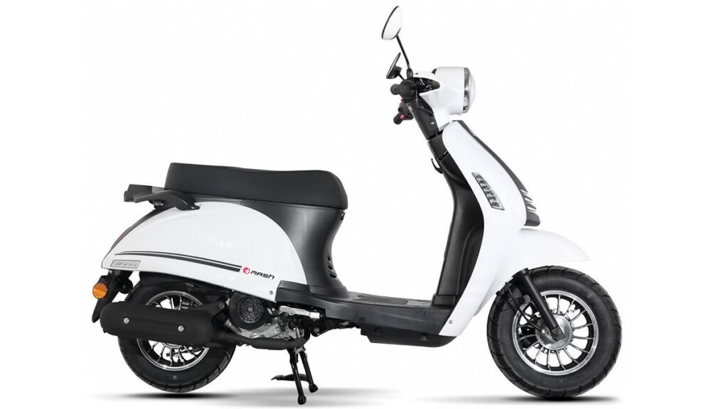 Las 15 motos más baratas del mercado en 2024 16 Mash City 2 0 50 1024x576 1