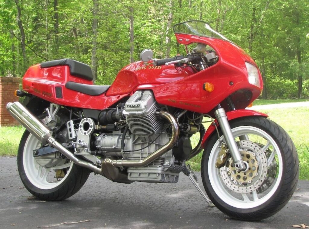 Las motos deportivas de 1992 que hicieron historia (I) 23 Moto Guzzi Daytona