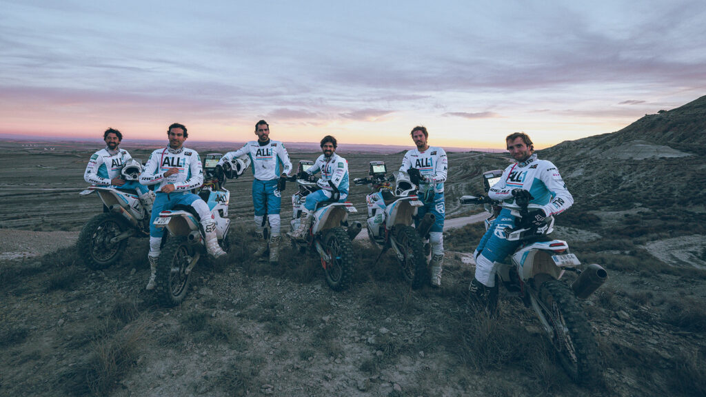 ALL1, el equipo amateur más grande de la historia del Dakar, es ya una realidad 11 all1-dakar-2024