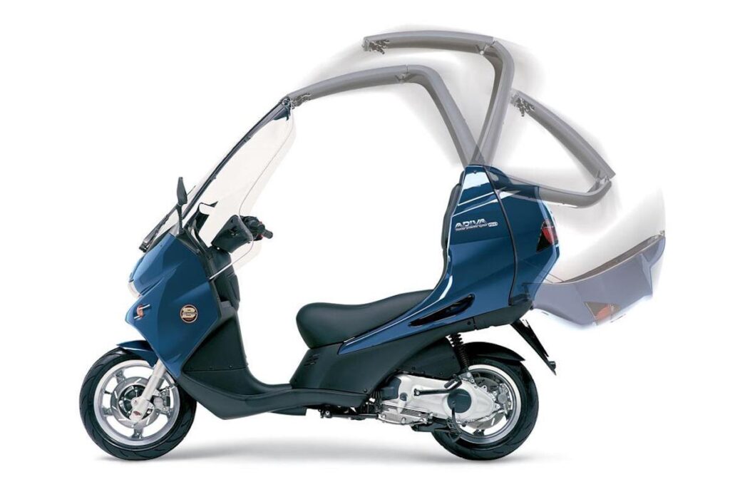 Motos con techo, ¿una idea genial o un error? 19 Benlli Adiva 125