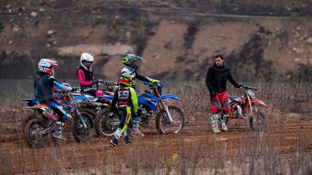 El motociclismo femenino vive una auténtica edad de oro 10 campus-offroad-motociclismo-femenino-rfme-1