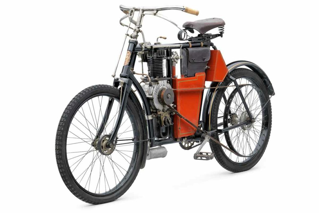 Entre motos y coches (I): Marcas de coches que no sabías que hicieron motos desde 1898 12 Fotos entre motos y coches (I): marcas de coches que hicieron motos