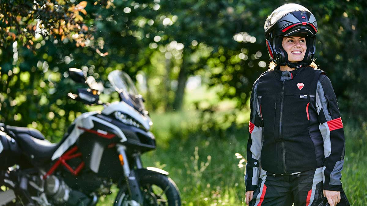 Fotos del airbag para moto 1 ¿Qué tipos de airbag para moto existen?