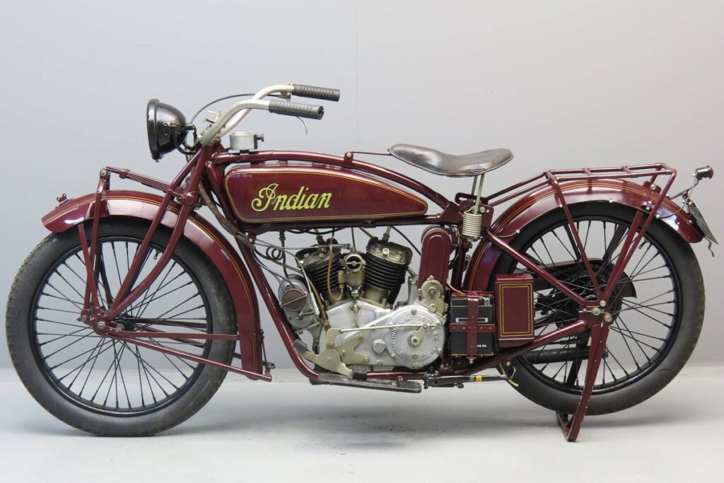 Indian Scout, rojo