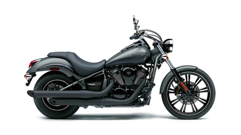 Una pena... estas son algunas de las Kawasaki que no llegarán al mercado español 12 kawasaki-vulcan-900-2024-1