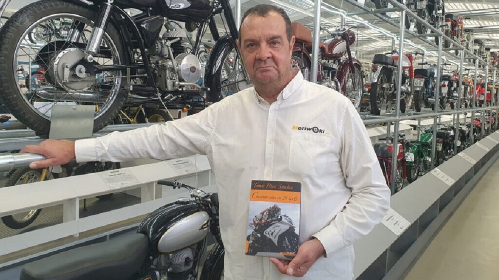 Presentación en Madrid de la novela motorista del momento: "40 años en 24 hores" 7 novela cuarenta anos en 24 hores