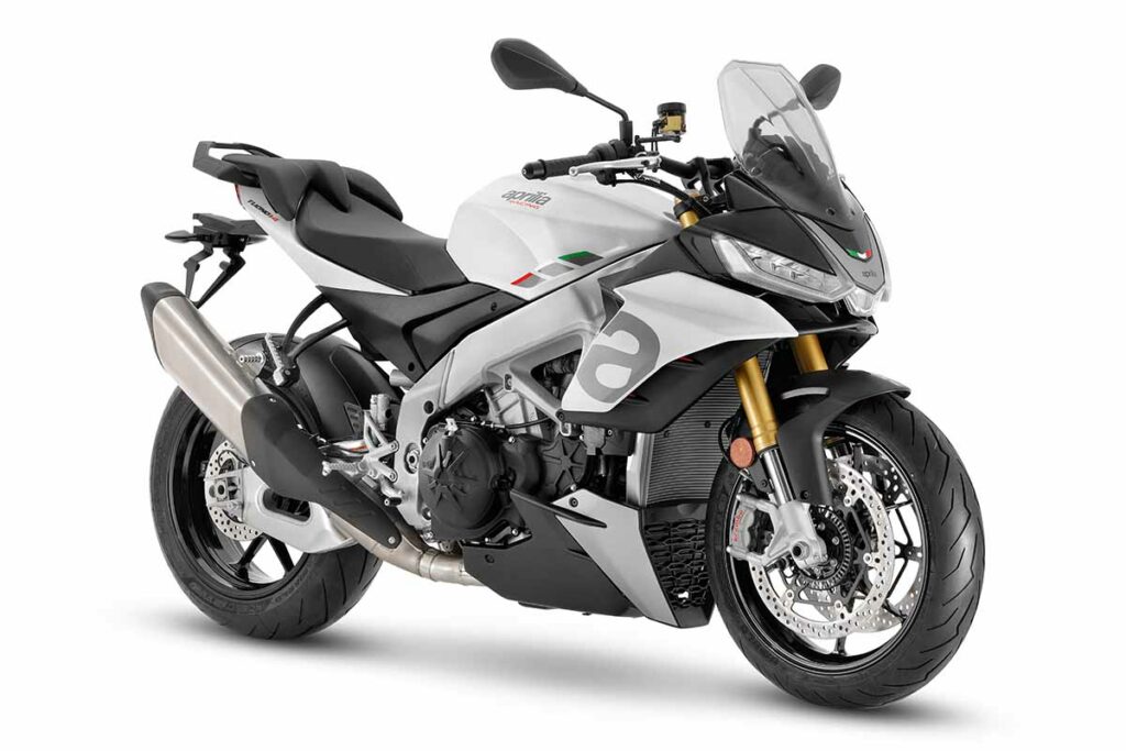 Las Aprilia V4 reciben 1.500 € de sobretasación y seguro gratis 12 Aprilia Tuono V4 1100, gris