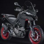 Ducati Multistrada V2 S, negro