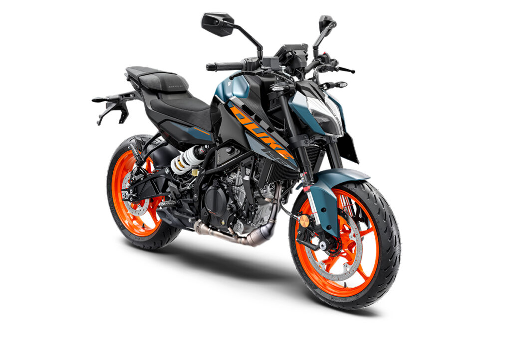 KTM 125 Duke 2024, negro, naranja