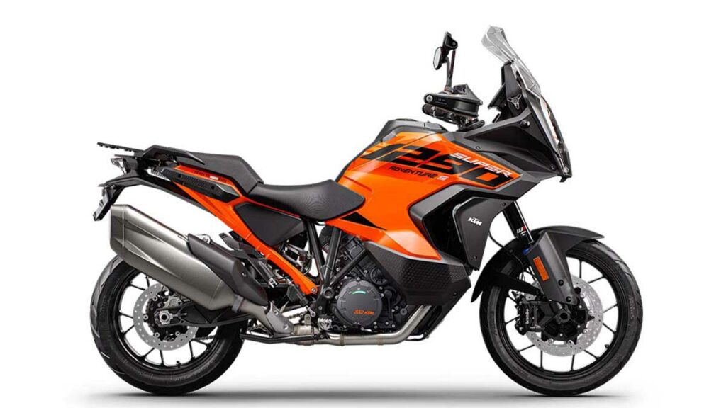 Precio de la Honda CRF1100L Africa Twin Adventure Sports y sus rivales 15 KTM 1290 Super Adventure S, naranja