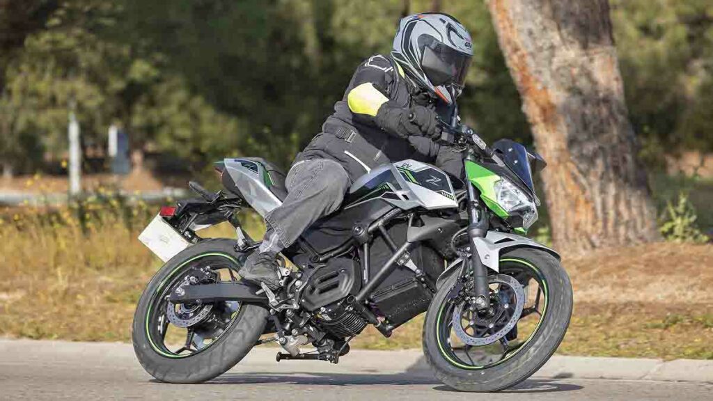 Kawasaki Z e-1 2024, prueba