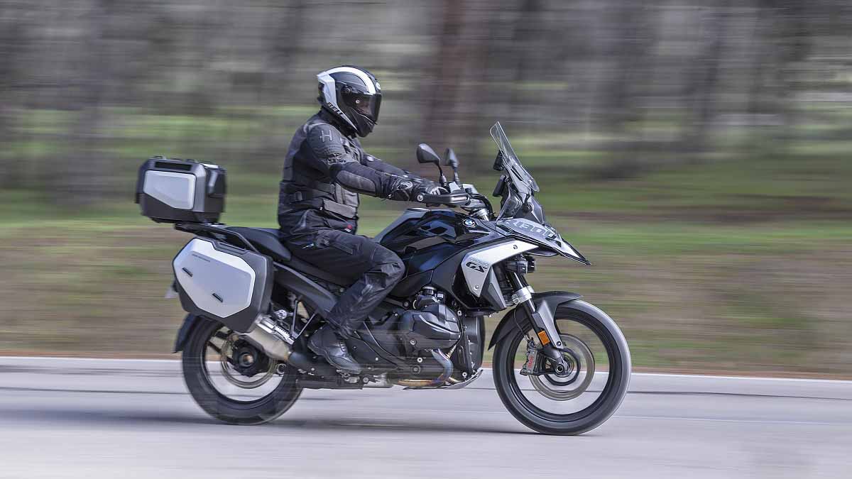 BMW R 1300 GS Triple Black, precios y rivales