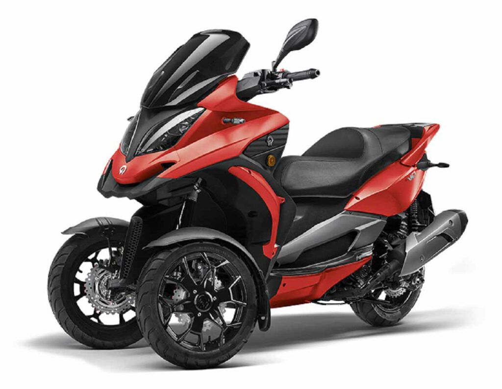 ¿Se puede conducir una moto de más de 125 cc con el carnet B? 13 Qooder QV3, rojo