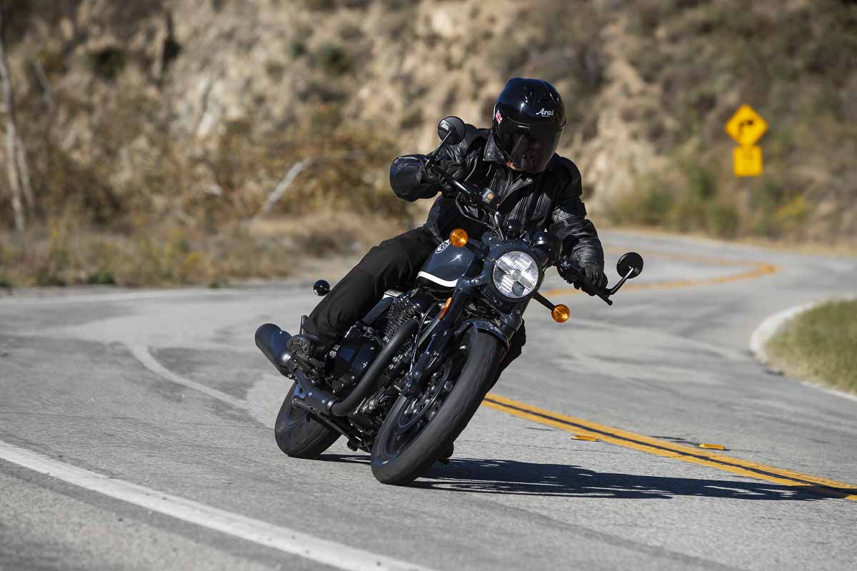 La Royal Enfield Shotgun 650 ya tiene precios y podemos analizar a sus rivales