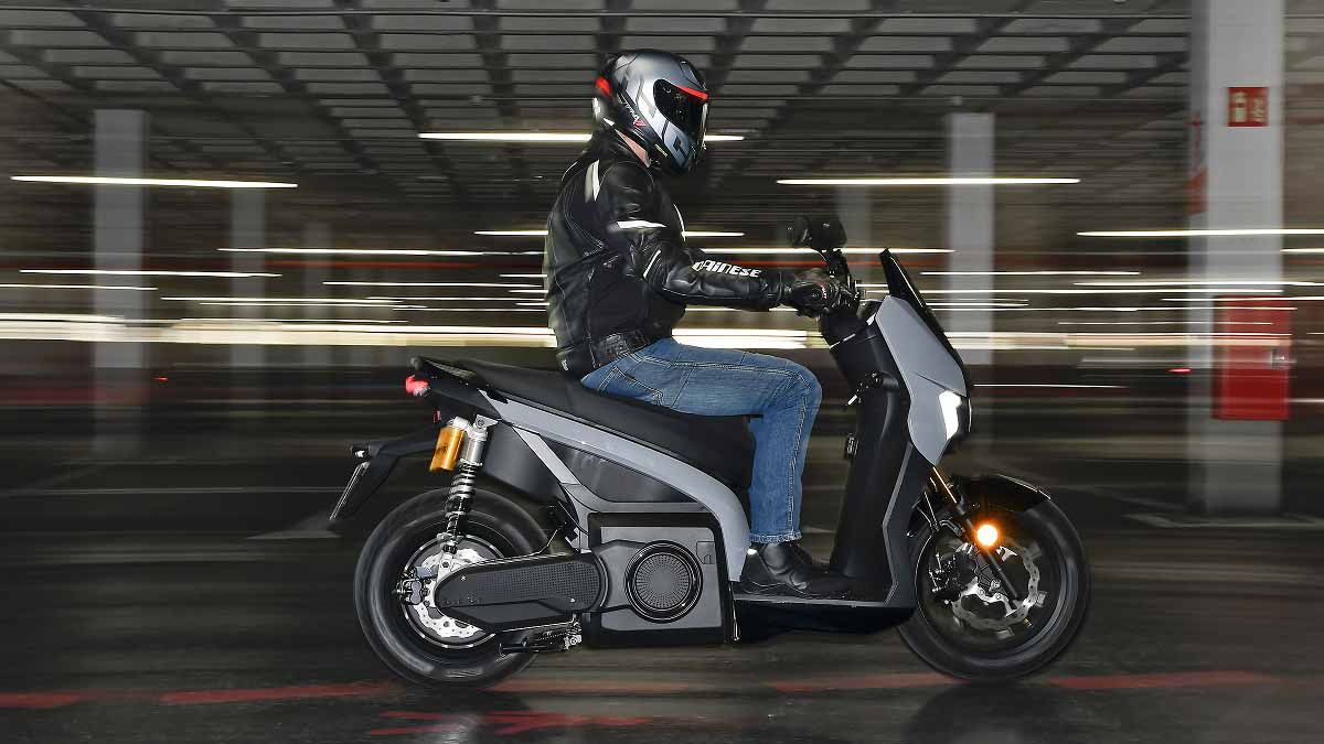 Los 5 mejores scooters eléctricos 125 con batería extraíble