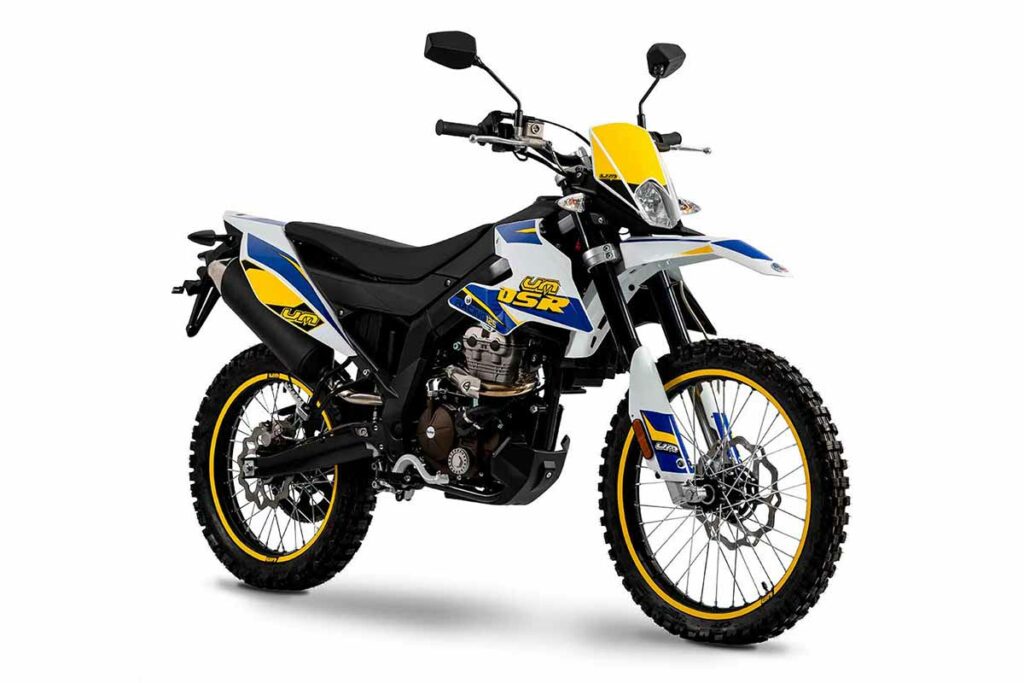 Las 6 motos enduro que puedes conducir con el carnet B 16 UM Motorcycles DSR EX, blanco, azul
