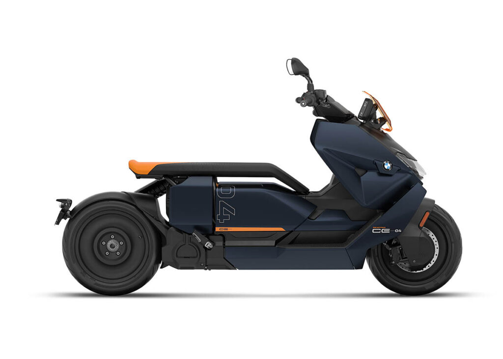 La moto eléctrica Kawasaki Z e-1 y sus rivales 12 BMW CE-04