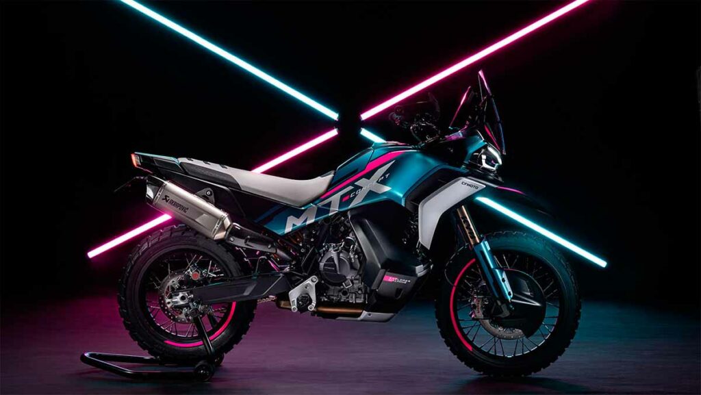 10 motos nuevas para el carnet A2 que triunfarán en 2024 15 CFMOTO MTX 450