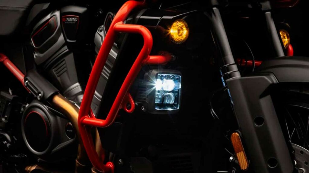 La Pan America definitiva existe y es obra de Custom Vehicles Operations de Harley-Davidson 12 Harley-Davidson CVO Pan America 2024