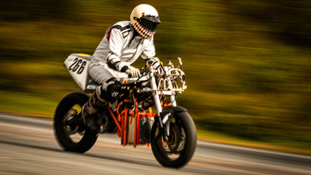El hidrógeno también estará presente en el sector de la moto del futuro 1 moto hidrógeno MIT