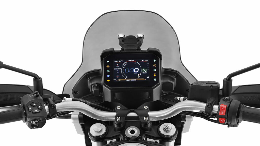 La moto trail para el carnet A2 de Moto Guzzi se revoluciona en 2024 15 18 moto guzzi v85 tt grigio tambora