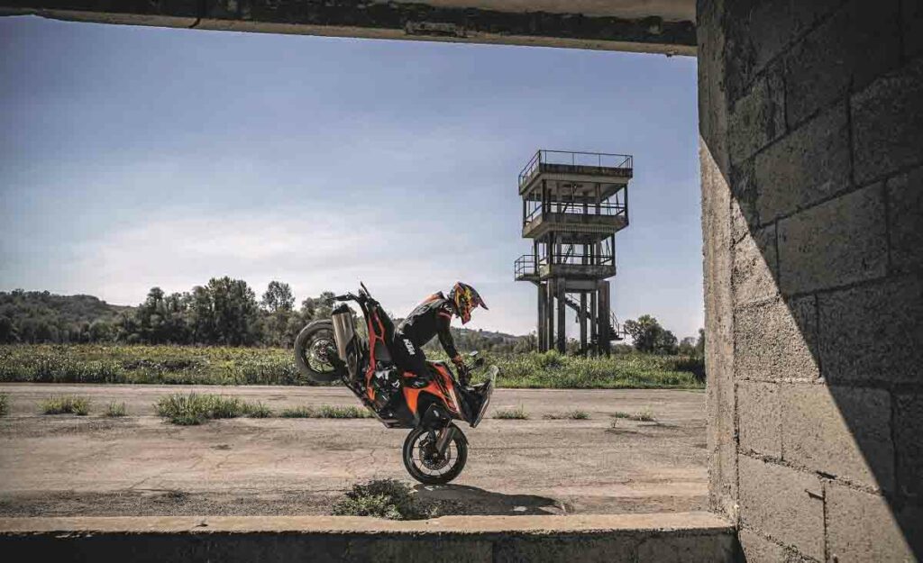 El líquido de frenos de la moto: cuándo cambiarlo y cómo hacerlo 14 Frenos de moto