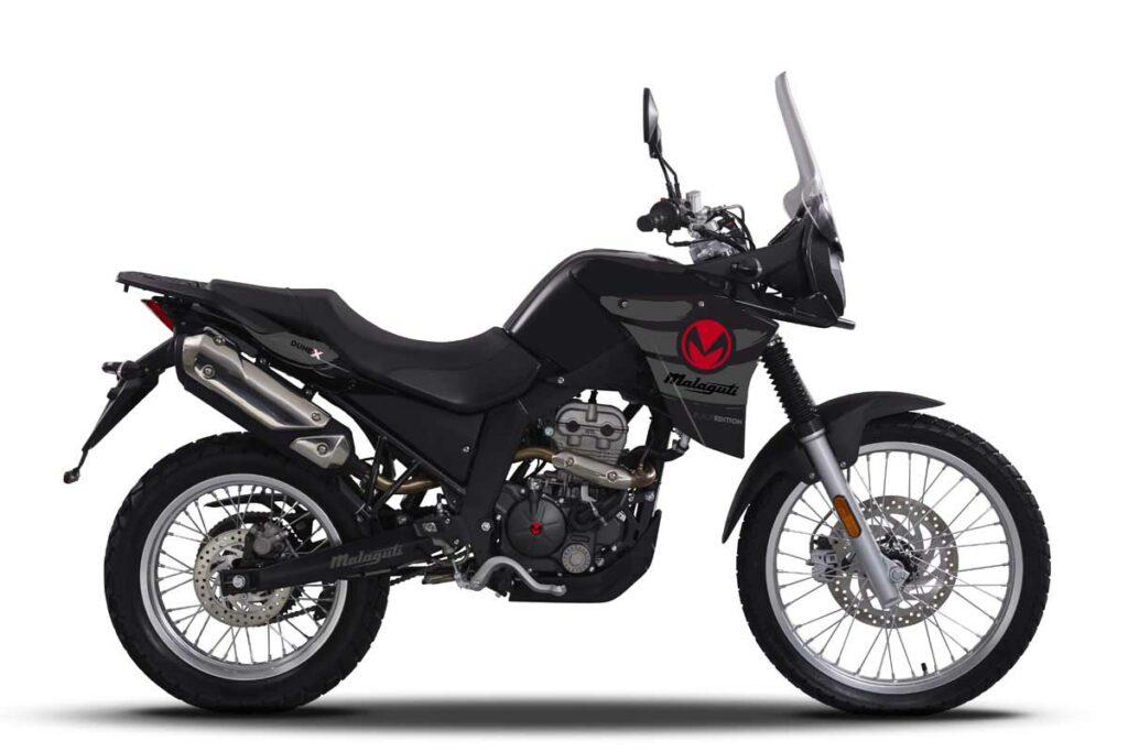 Las 8 motos trail chinas de 125 que merecen la pena 15 Malaguti Dune 125 X Black Edition