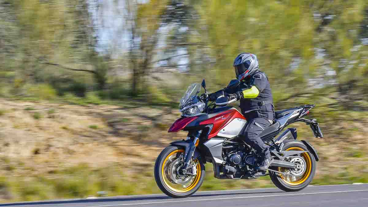 Fotos de las rivales de la QJ Motor SRT 800X 1 Prueba QJ Motor SRT 800X