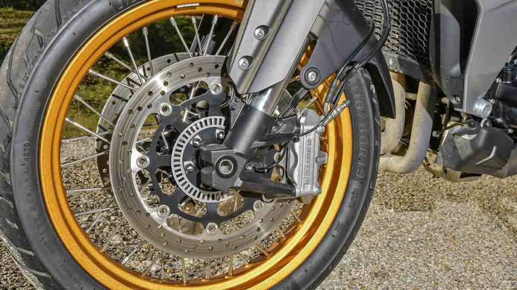 Las razones que hacen de la QJ Motor SRT 800X una de las primeras motos trail chinas de última generación 15 Prueba QJ Motor SRT 800X