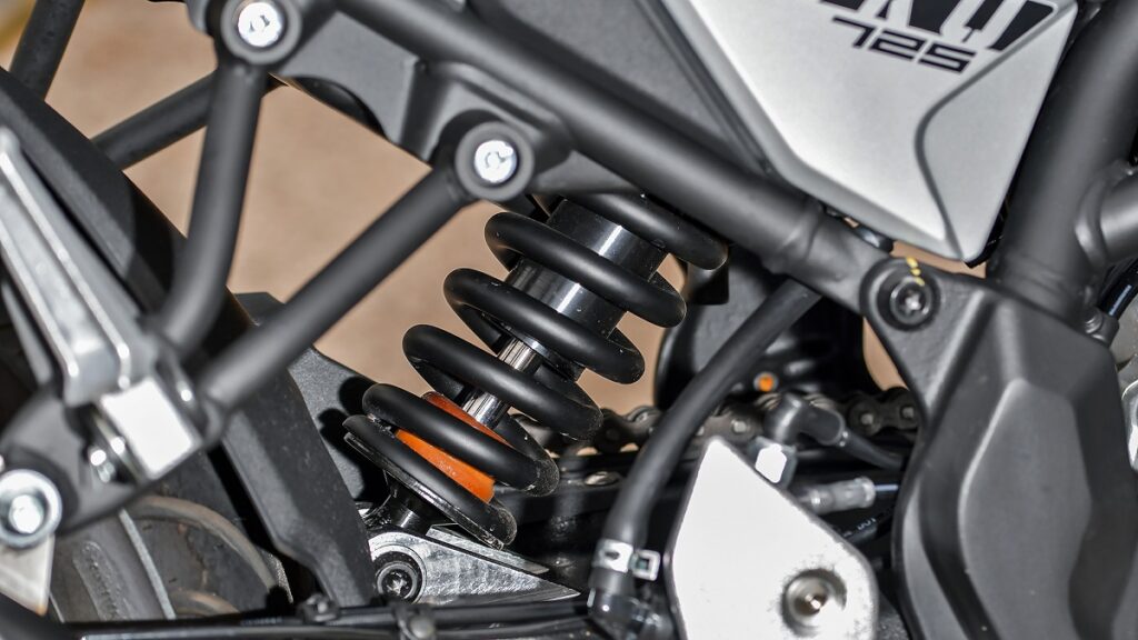 La SWM Hoku va a por todas en el segmento de las motos 125 13 Prueba SWM Hoku 125