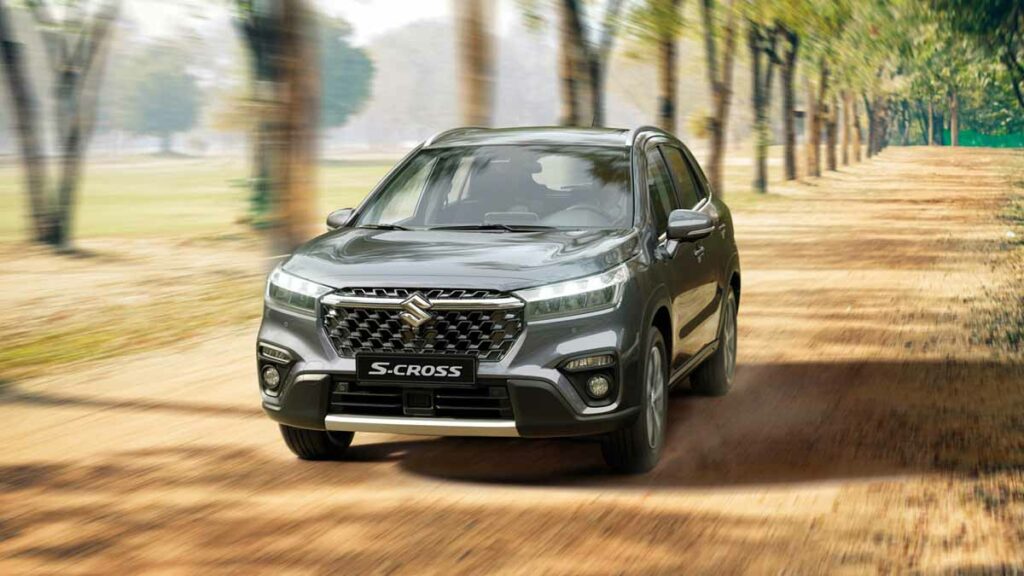 Las 8 marcas de motos que también fabrican coches en 2024 12 Suzuki s cross