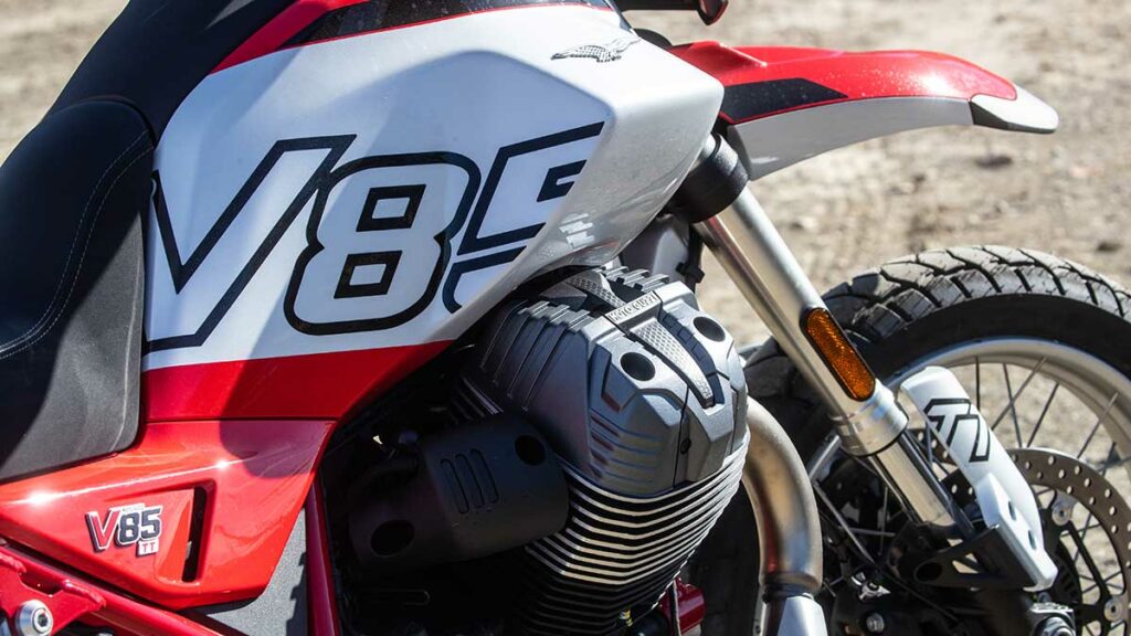 La moto trail para el carnet A2 de Moto Guzzi se revoluciona en 2024 14 V 85 TT06