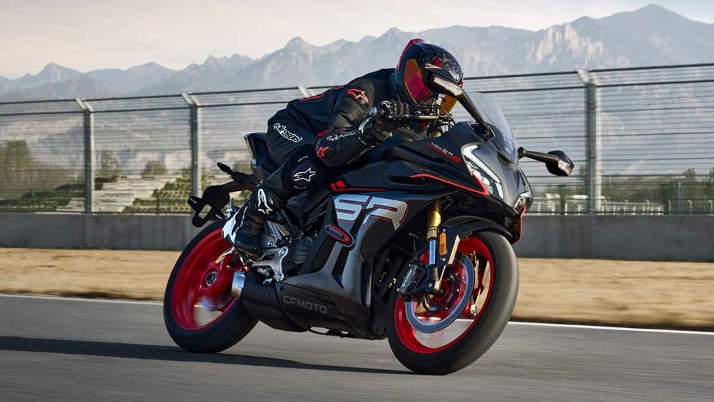 Precio de la Aprilia RS 457 y las motos rivales 15 CFMOTO 450SR S 2024