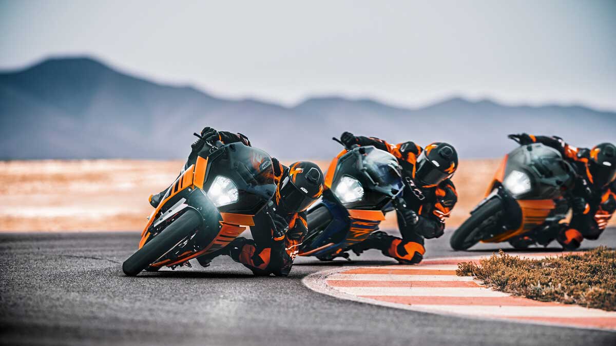 La nueva gama KTM RC llega con nuevos colores para 2024