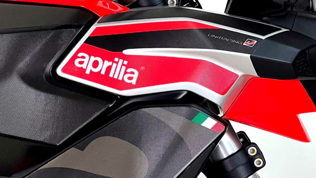 Uniracing llega a Aprilia para proteger a su moto trail de media cilindrada 11 Uniracing Aprilia Tuareg 660