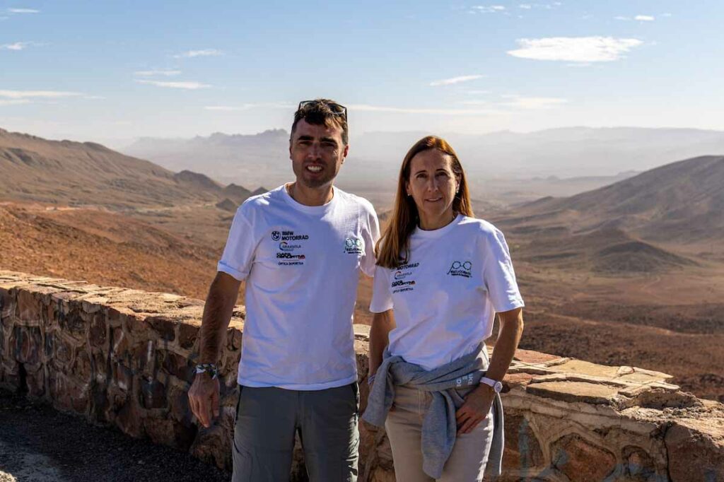 Proyecto solidario BMW Mil y Dos Gafas en Marruecos