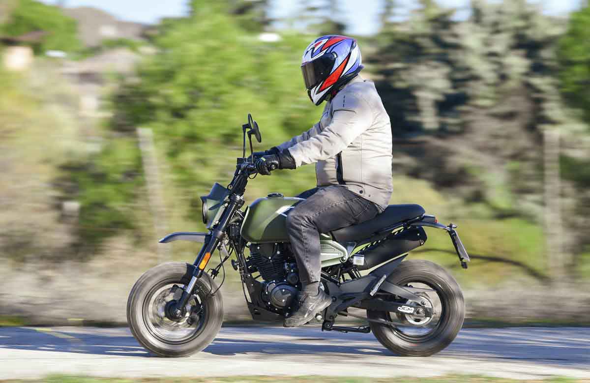 Motos de 49 cc: por qué no se venden si son las más baratas 1 Motos de 49 cc, acción apertura