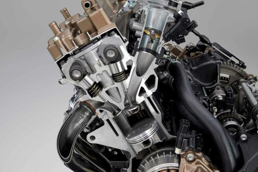 La nueva Honda CBR650R E-Clutch es una CBR como siempre, pero mejor que nunca 16 Honda CB650R E-Clutch 2024