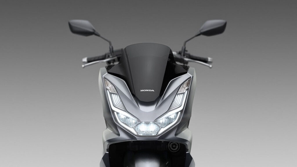 Honda PCX 125, ¿por qué este scooter para el carnet B vende tanto? 14 Honda PCX 125