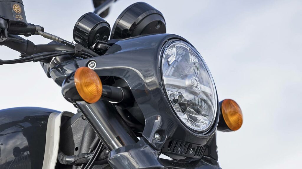 La segunda moto custom moderna de una marca con 123 años y que convence en la carretera 13 Royal Enfield Shotgun 650 9