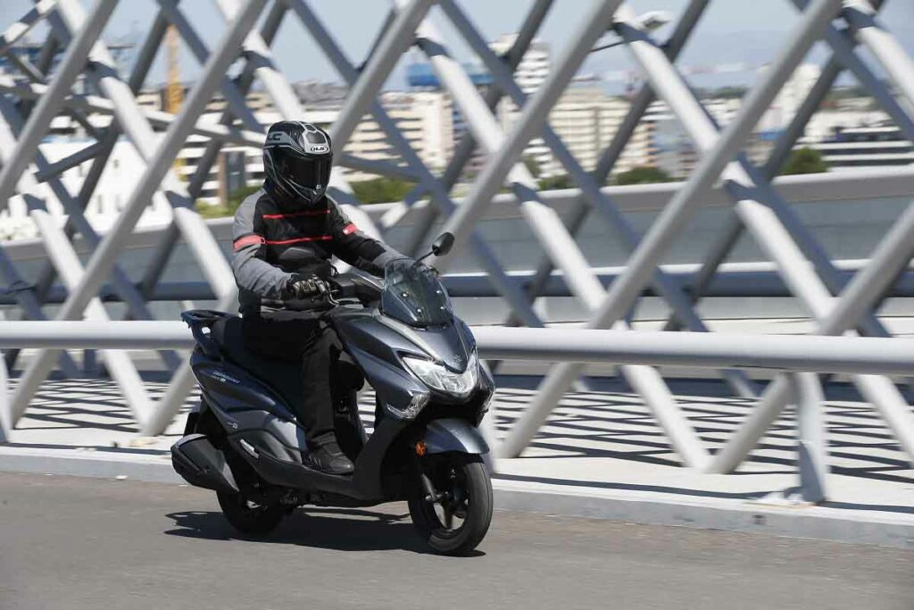 Suzuki Burgman Street 125 EX